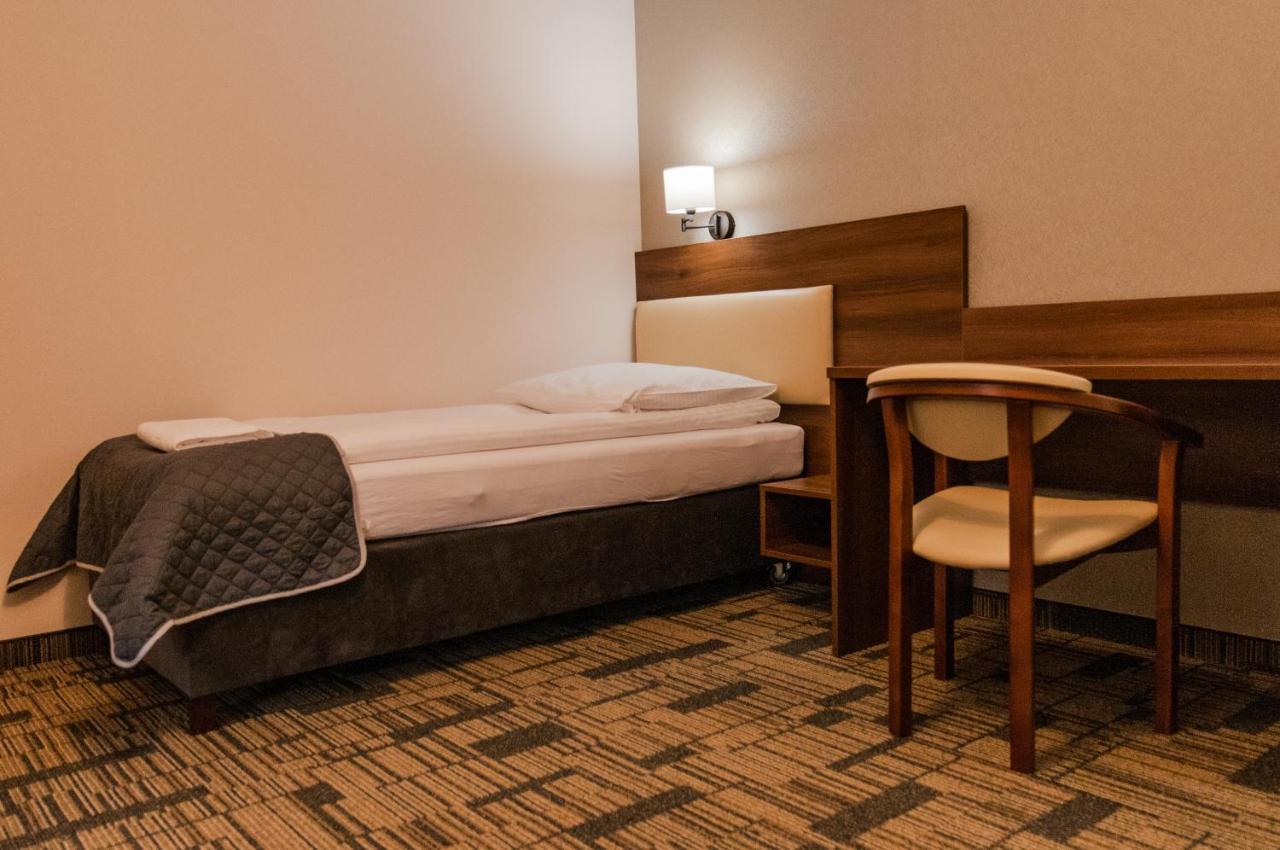 Centrum Promocji Lesnictwa W Mucznem Lutowiska Esterno foto