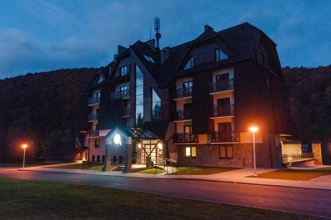 Centrum Promocji Lesnictwa W Mucznem Lutowiska Esterno foto